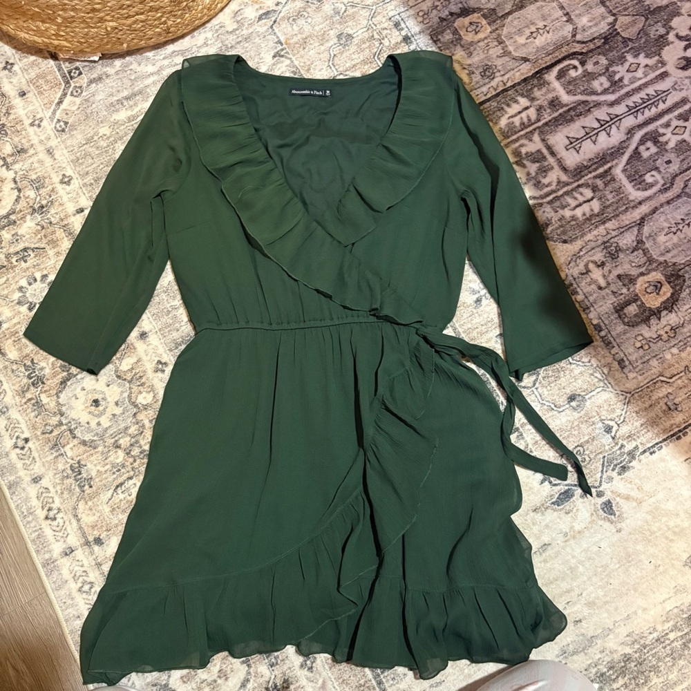 Abercrombie forest green chiffon mini dress size M